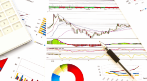 EFTs (How ETFs Are Shaping Global Investment Trends in 2025)