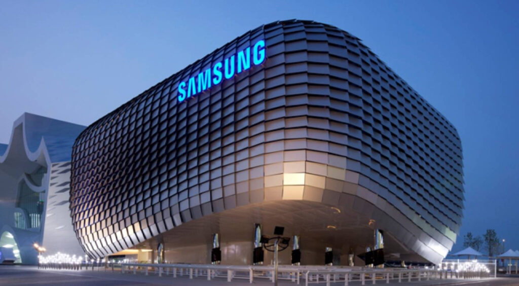 Samsung Warns Chip Shortage Will Squeeze Mobile Growth