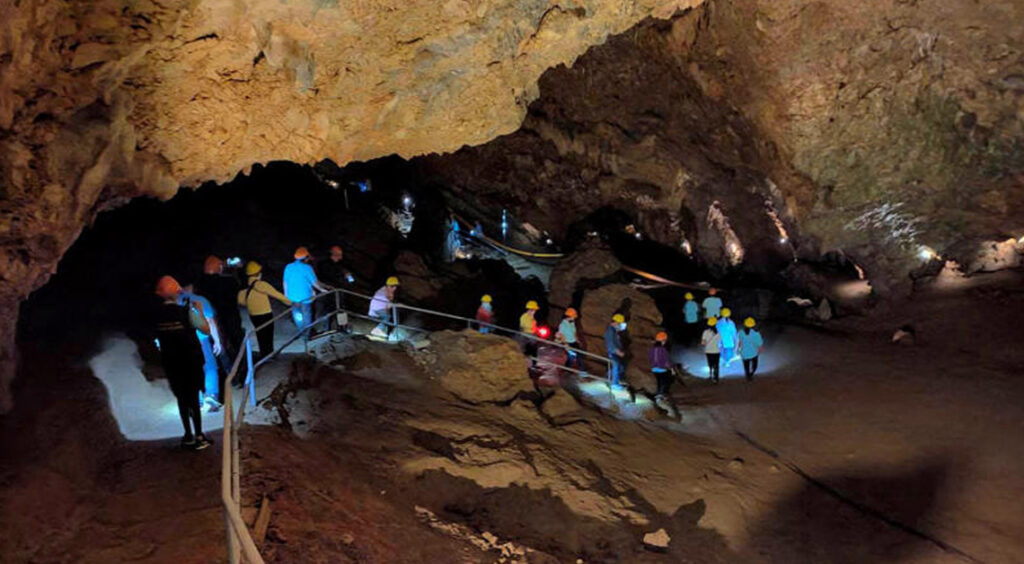 Thailand Tightens Health Rules For Cave Tourism