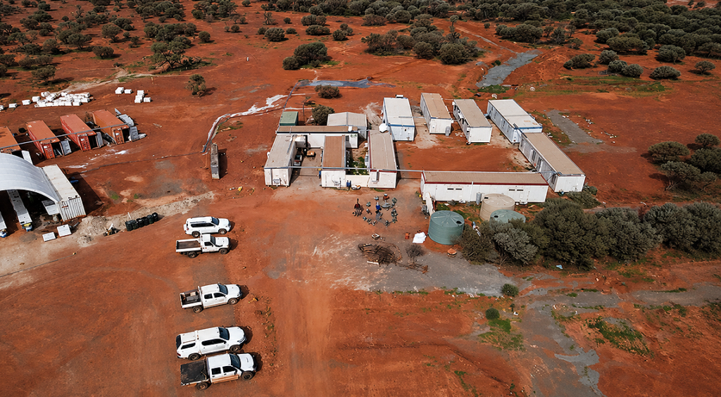 Emerald Resources Secures Major Mining Contracts at Dingo Range and Okvau