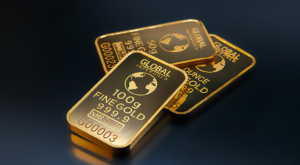Gold Slumps as Rate-Hike Expectations Strengthen