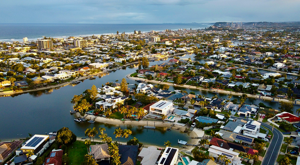 Australia’s Housing Slump Deepens in July 