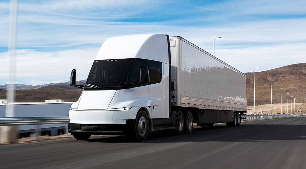 Tesla Starts Semi Truck Deliveries After 9 Years of Delay