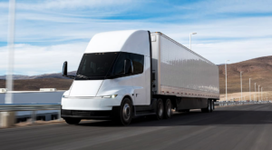 Tesla Starts Semi Truck Deliveries After 9 Years of Delay