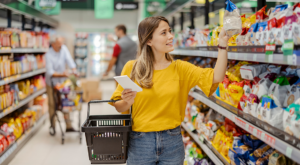 Australian Consumer Confidence Slumps as Rate Hike Fears Intensify